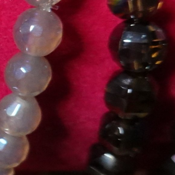 (NWT) Faceted Black Rainbow Crystal Bracelet - Picture 3 of 6